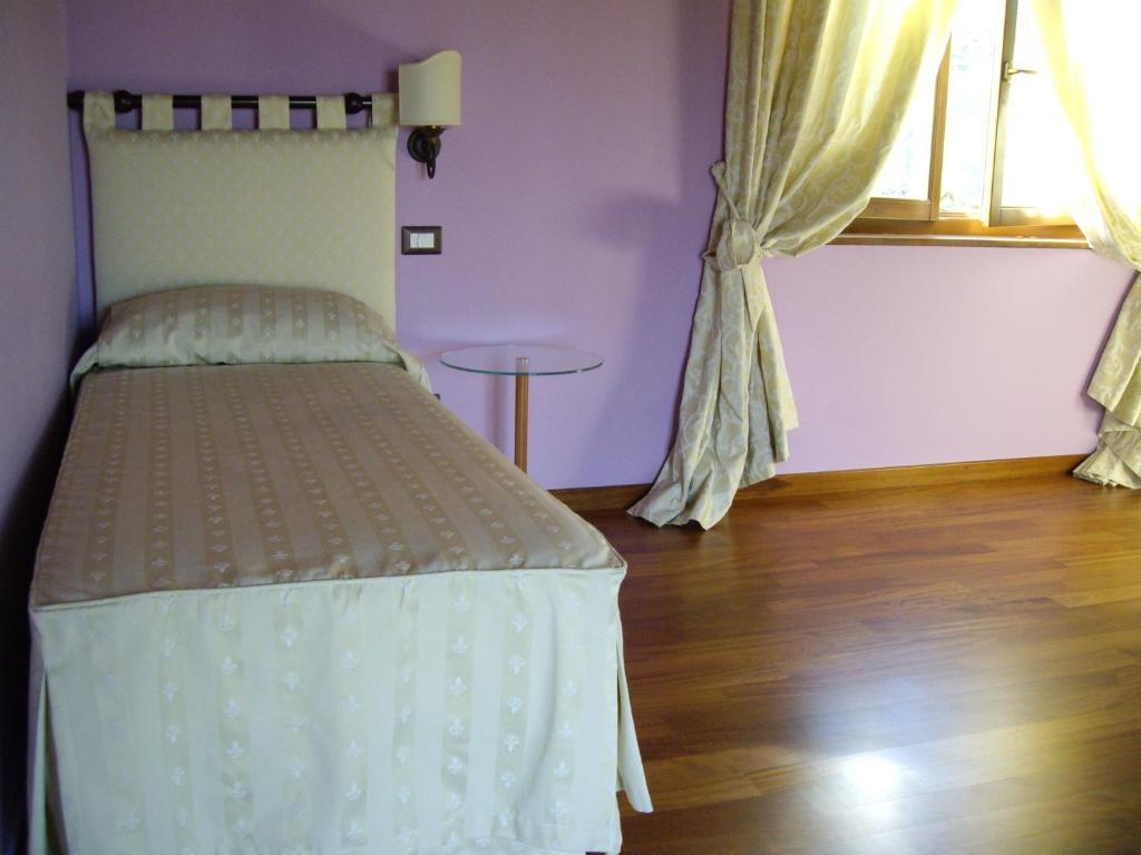 Agriturismo Il Borgo Degli Ulivi Roseto Degli Abruzzi Rum bild