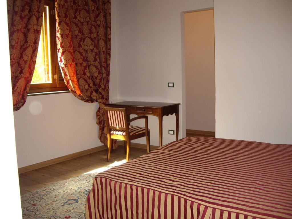Agriturismo Il Borgo Degli Ulivi Roseto Degli Abruzzi Rum bild